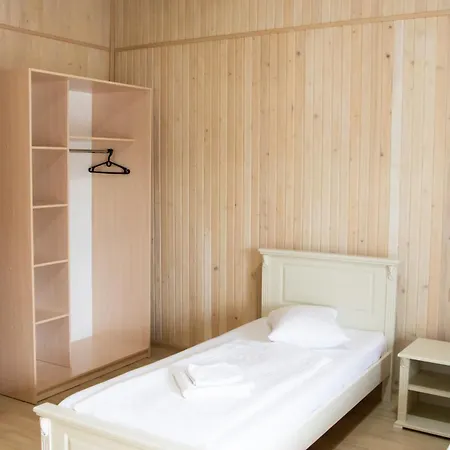 Hotell Ambassador Solotvyno