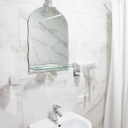 Hotel Ambassador Solotvyno